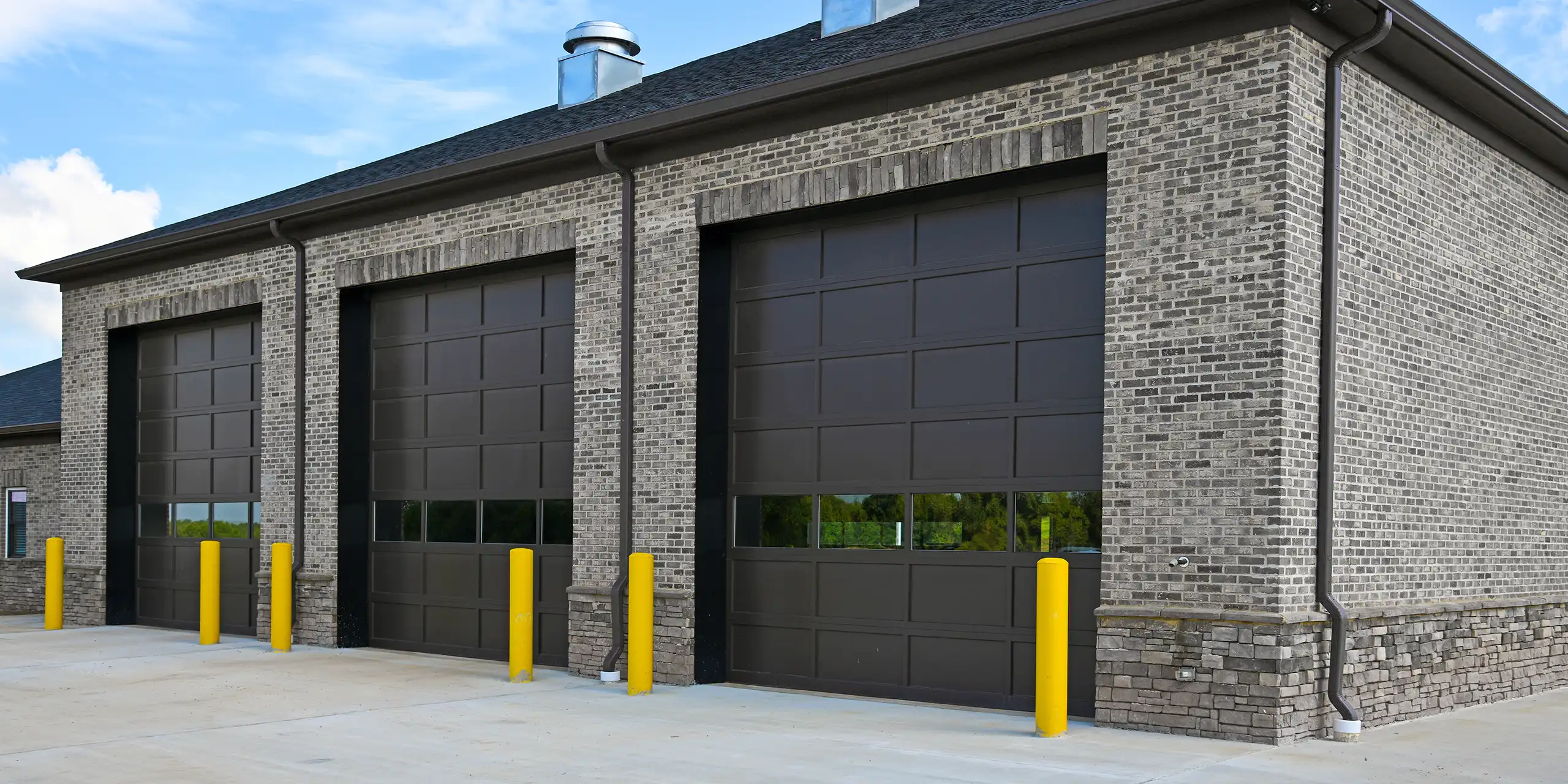 Heavy-duty commercial garage door installation