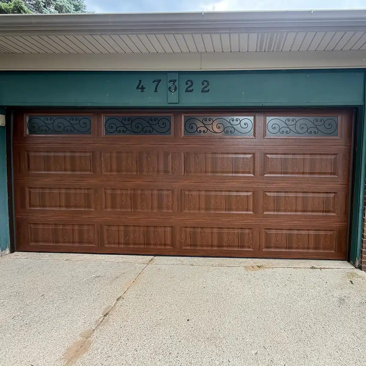 Garage door from the Proper Garage Doors gallery
